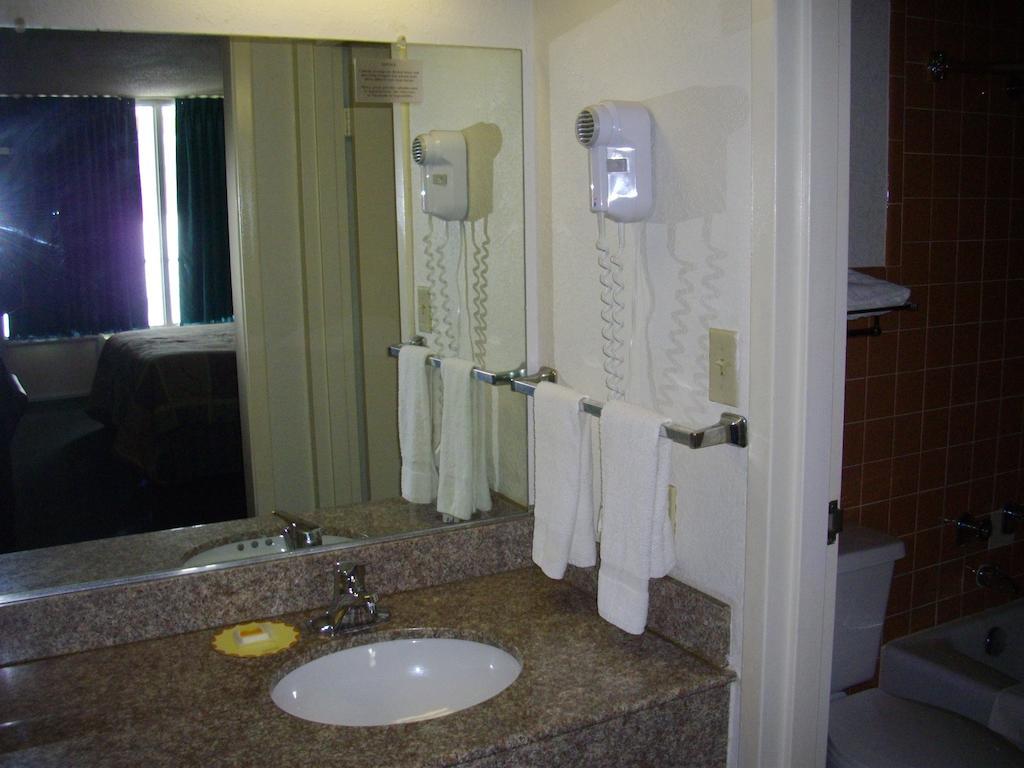 Macomb Inn Rom bilde