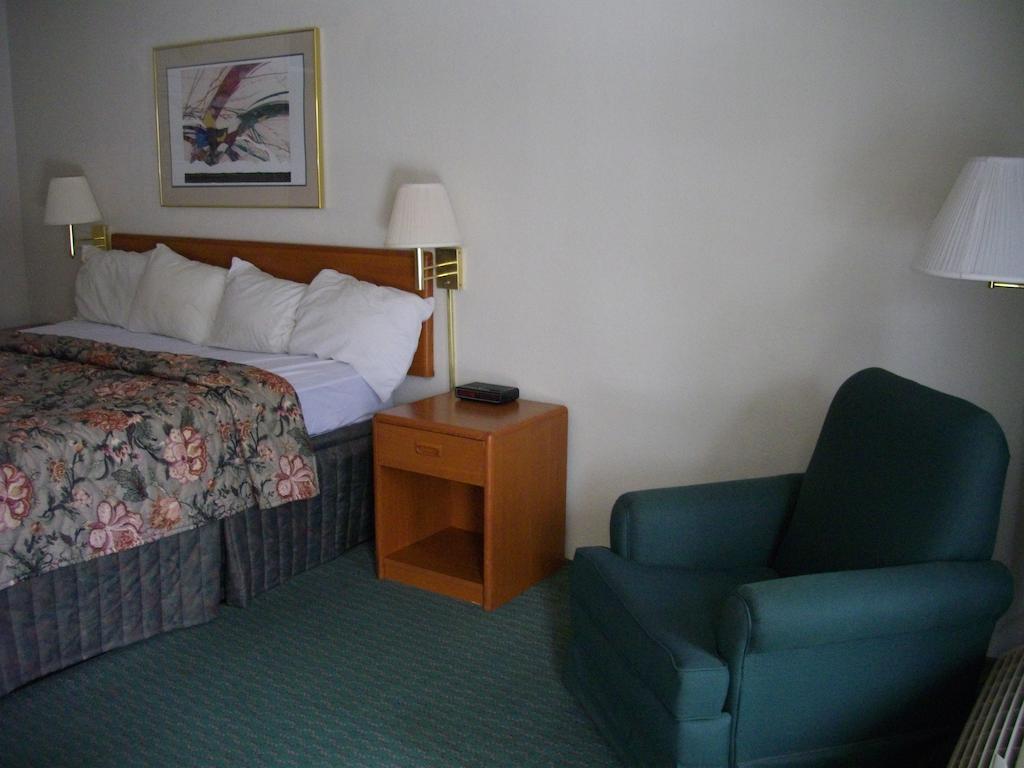 Macomb Inn Rom bilde