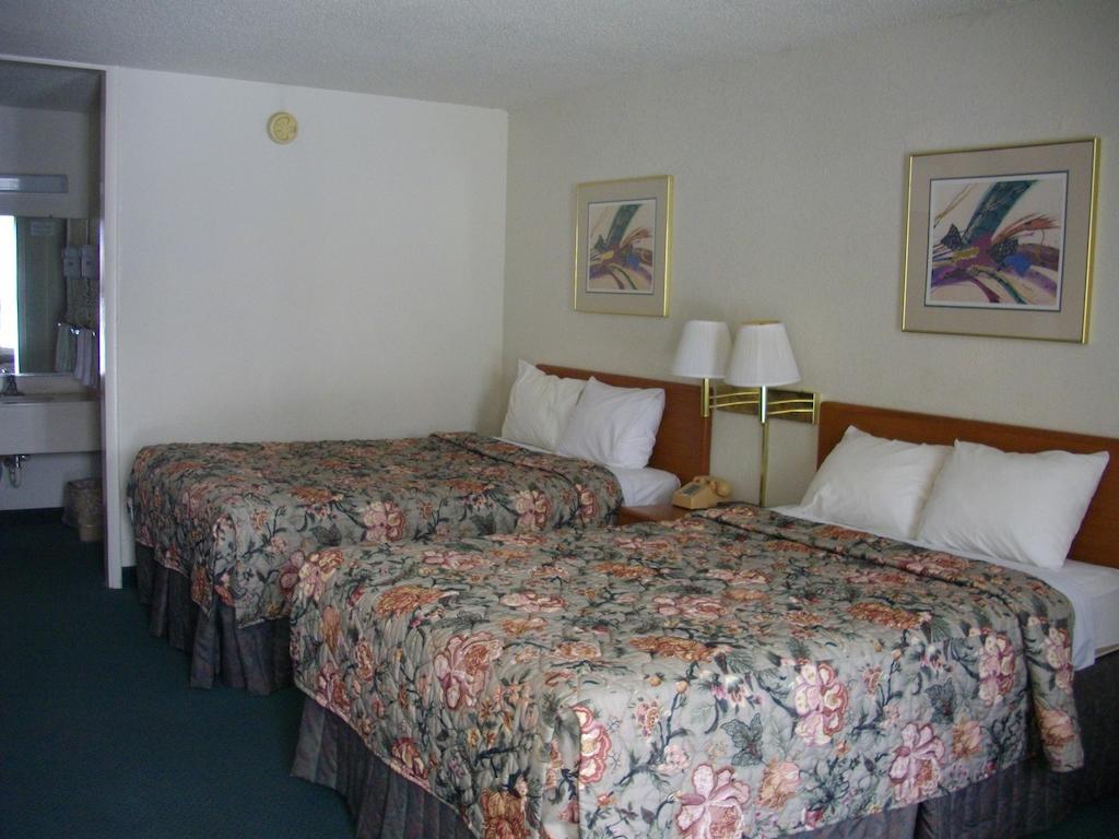 Macomb Inn Rom bilde